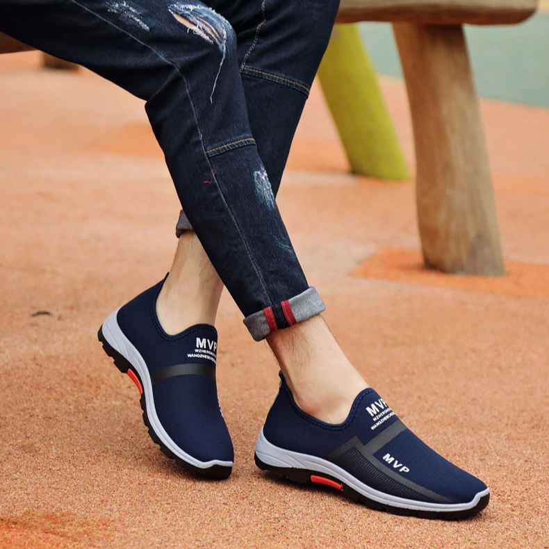 Modeline | Chaussures March Resistantes & Confortables