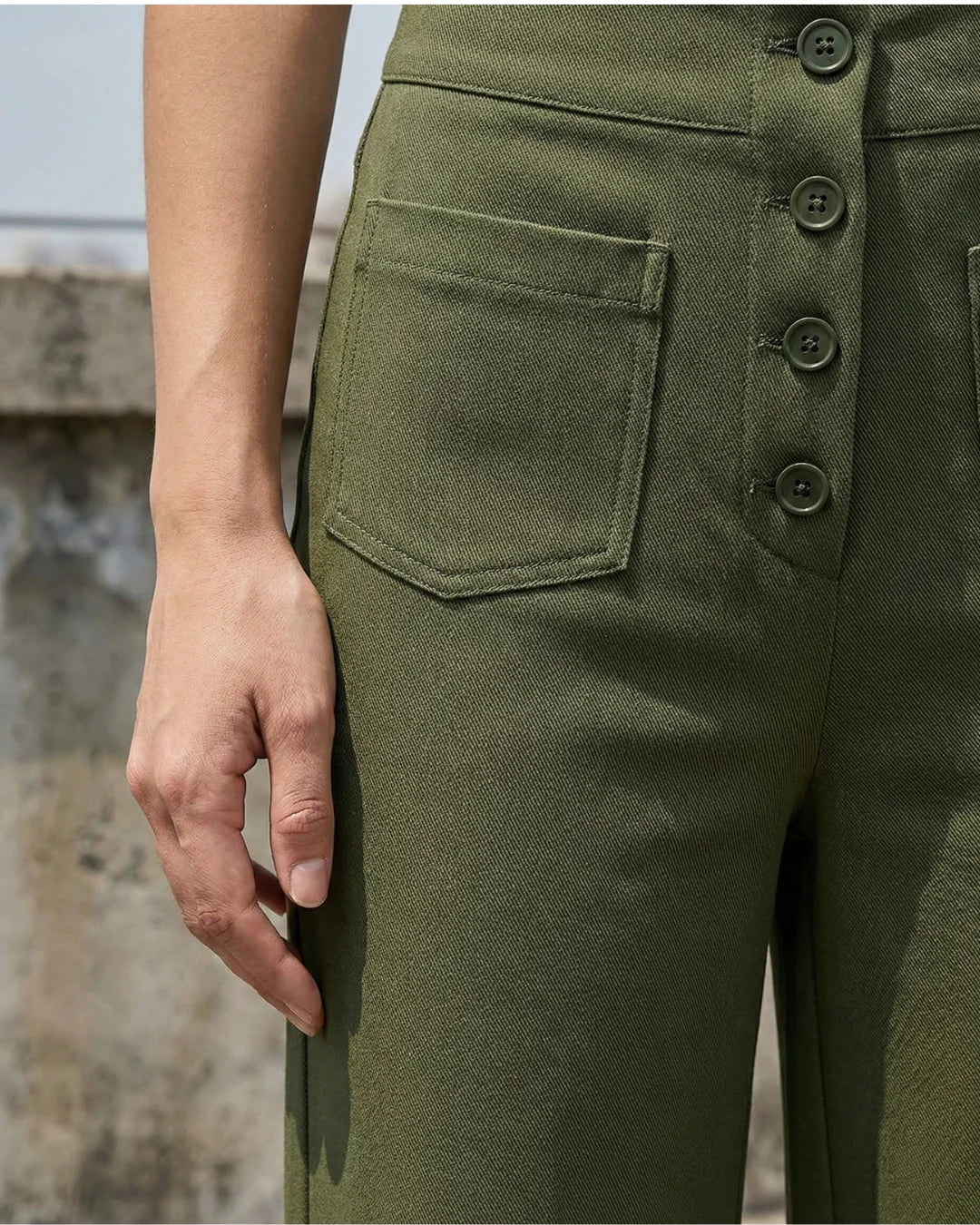 Taille haute élégante à la coupe parfaite / VELLURA™